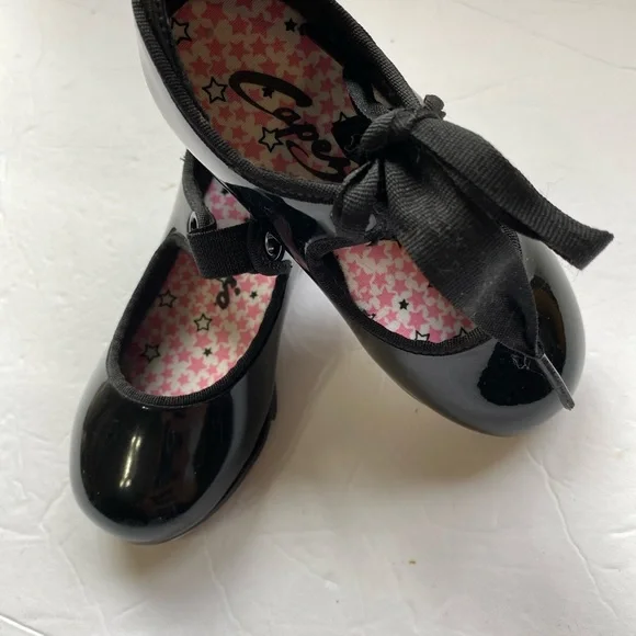 CAPEZIO JR. TYETTE TAP SHOES Size 7 - Picture 10 of 11
